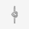 Anillo Corazón Elevado