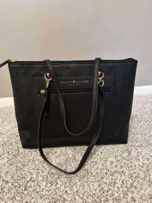 Bolso Satchel Tommy Hilfiger – Negro 